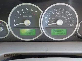 2007 Mercury Mariner Premier z VIN 4M2CU971X7KJ19817, wystawiony jako IAAI lot #41023999 z przebiegiem 232 456 mil mil oraz . Historia ofert i sprzedaży dostępna na DreamBid. Obrazek 7.