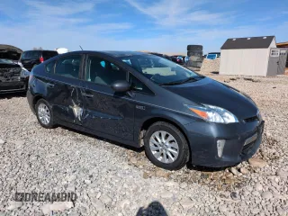 2012 Toyota Prius with VIN JTDKN3DP0C3011716, listed as a Copart auction lot 48124385 with 217,871 mi miles and Salvage Title. Bid and sale history available at DreamBid. Image 4.