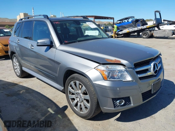 2010 Mercedes-Benz GLK 350 with VIN WDCGG8HB7AF432186, listed as a IAAI auction lot 42239348 with 231,668 mi miles and . Bid and sale history available at carsss.com. Image 1.