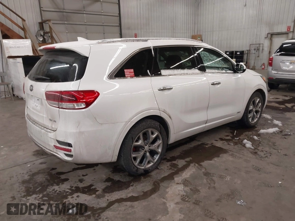 2017 Kia Sorento SX with VIN 5XYPKDA50HG241931, listed as a IAAI auction lot 41514316 with 82,859 mi miles and . Bid and sale history available at DreamBid. Image 4.