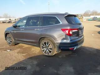 2019 Honda Pilot Touring 7-Passenger with VIN 5FNYF6H69KB050235, listed as a IAAI auction lot 41782057 with 85,907 mi miles. Bid and sale history available at carsss.com. Image 3.