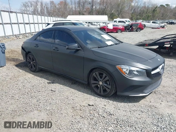 2017 Mercedes-Benz CLA 250 z VIN WDDSJ4EB3HN456232, wystawiony jako IAAI lot #41791113 z przebiegiem 81 446 mil mil oraz . Historia ofert i sprzedaży dostępna na DreamBid. Obrazek 1.