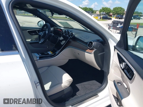 2025 Mercedes-Benz C 300 with VIN W1KAF4GB8SR278439, listed as a IAAI auction lot 42477822 with 566 mi miles and . Bid and sale history available at DreamBid. Image 5.