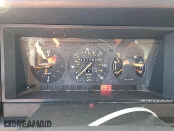 1993 Volvo 240 с VIN YV1AS8808P1489831, выставлен на аукционе Copart как лот 72439554 с пробегом 147 232 миль миль и Чистый • Clean title. История ставок и продаж доступна на DreamBid. Изображение 9.