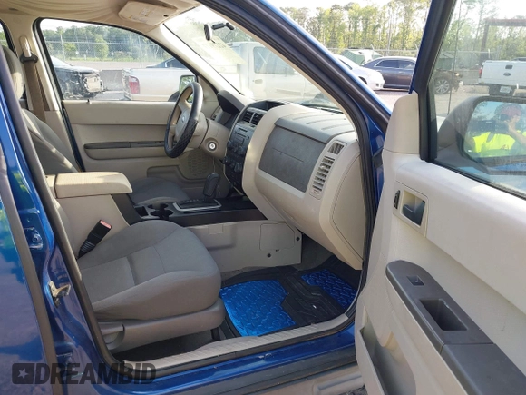 2008 Ford Escape XLS with VIN 1FMCU02ZX8KB02298, listed as a IAAI auction lot 42279177 with 184,505 mi miles and . Bid and sale history available at DreamBid. Image 5.