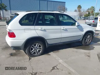 2005 BMW X5 3.0i with VIN 5UXFA135X5LY08137, listed as a IAAI auction lot 41745854 with 170,419 mi miles. Bid and sale history available at carsss.com. Image 4.