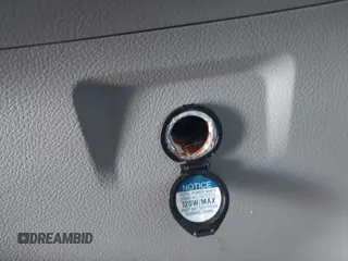 2017 Toyota Sienna XLE Auto Access Seat with VIN 5TDYZ3DC1HS805349, listed as a IAAI auction lot 42273787 with 184,347 mi miles and . Bid and sale history available at DreamBid. Image 11.