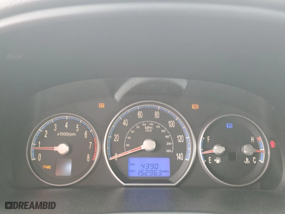 2008 Hyundai Santa Fe SE with VIN 5NMSH13E38H156298, listed as a Copart auction lot 52581955 with 152,963 mi miles and Salvage Title. Bid and sale history available at carsss.com. Image 9.