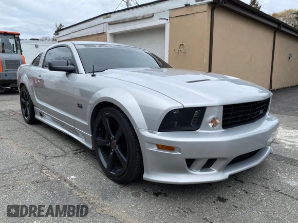 2007 Ford Mustang GT Deluxe with VIN 1ZVFT82H075200647, listed as a Copart auction lot 87108184 with 73,813 mi miles and Clean Title. Bid and sale history available at carsss.com. Image 1.