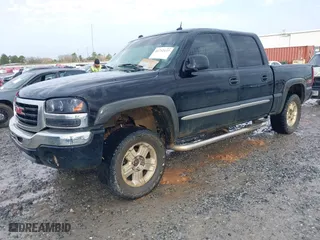 2004 GMC Sierra 1500 Crew Cab SLE with VIN 2GTEK13T741401938, listed as a IAAI auction lot 41732137 with NaN miles. Bid and sale history available at carsss.com. Image 17.