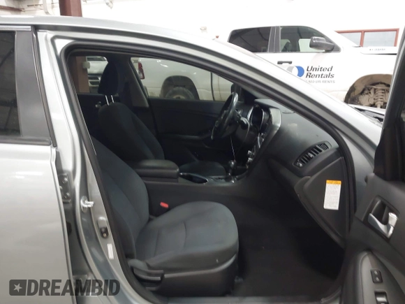 2016 Kia Optima Hybrid with VIN KNAGM4AD3G5094557, listed as a IAAI auction lot 41861666 with 68,550 mi miles. Bid and sale history available at carsss.com. Image 5.