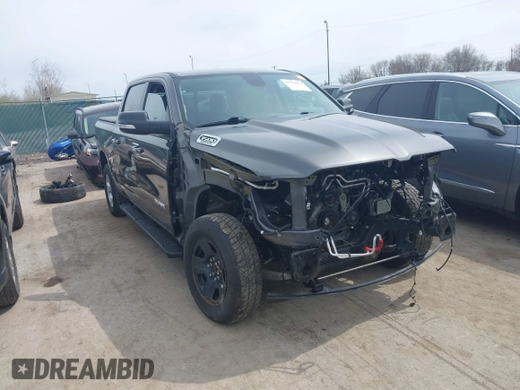 2019 Ram 1500 Big Horn/Lone Star with VIN 1C6SRFFT7KN876256, listed as a IAAI auction lot 41972852 with 41,781 mi miles. Bid and sale history available at carsss.com. Image 1.