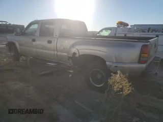 2005 Chevrolet Silverado 3500 LT with VIN 1GCJC33295F842978, listed as a Copart auction lot 76888184 with 0 mi miles and Salvage Title. Bid and sale history available at carsss.com. Image 3.