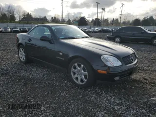 1999 Mercedes-Benz SLK 230/320 z VIN WDBKK47F7XF142078, wystawiony jako Copart lot #43598095 z przebiegiem 61 995 mil mil oraz Szkoda całkowita • Salvage title. Historia ofert i sprzedaży dostępna na DreamBid. Obrazek 4.