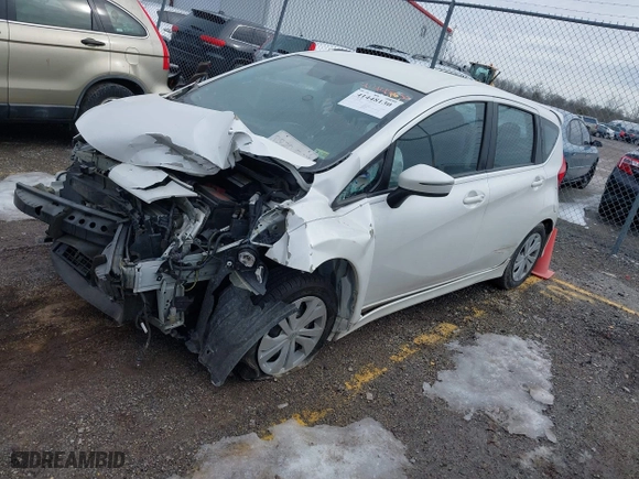 2015 Nissan Versa Note S with VIN 3N1CE2CP2FL372456, listed as a IAAI auction lot 41448130 with 121,872 mi miles. Bid and sale history available at carsss.com. Image 18.