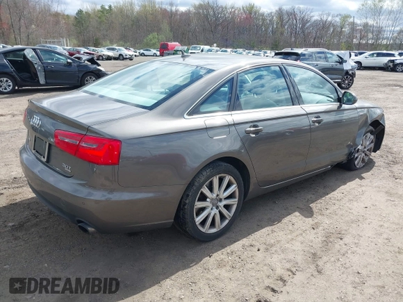 2013 Audi A6 Premium Plus z VIN WAUGGAFC1DN038375, wystawiony jako IAAI lot #42051929 z przebiegiem 118 181 mil mil oraz . Historia ofert i sprzedaży dostępna na DreamBid. Obrazek 4.