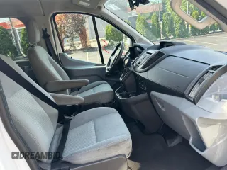 2018 Ford Transit Passenger XL z VIN 1FBZX2ZM4JKA99811, wystawiony jako Copart lot #64906155 z przebiegiem 172 355 mil mil oraz Czysty tytuł • Clean title. Historia ofert i sprzedaży dostępna na DreamBid. Obrazek 7.