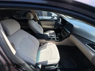 2015 Hyundai Sonata SE z VIN 5NPE24AF3FH182847, wystawiony jako Copart lot #58872415 z przebiegiem 134 917 mil mil oraz Czysty tytuł • Clean title. Historia ofert i sprzedaży dostępna na DreamBid. Obrazek 5.