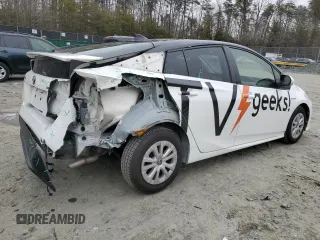 2017 Toyota Prius Two with VIN JTDKBRFU2H3036025, listed as a Copart auction lot 46080935 with 95,290 mi miles and Salvage Title. Bid and sale history available at carsss.com. Image 3.