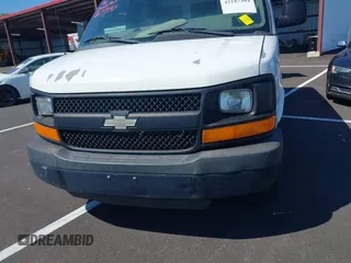2013 Chevrolet Express Cargo z VIN 1GCWGFBA8D1141378, wystawiony jako IAAI lot #42187304 z przebiegiem 272 585 mil mil oraz . Historia ofert i sprzedaży dostępna na DreamBid. Obrazek 12.