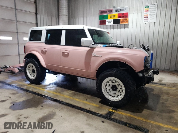 2023 Ford Bronco z VIN 1FMEE5DP3PLB07107, wystawiony jako Copart lot #50701115 z przebiegiem 12 807 mil mil oraz Szkoda całkowita • Salvage title. Historia ofert i sprzedaży dostępna na DreamBid. Obrazek 4.