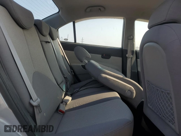 2009 Hyundai Accent Auto GLS с VIN KMHCN46C79U305004, выставлен на аукционе Copart как лот 59027665 с пробегом 162 740 миль миль и Списание • Salvage title. История ставок и продаж доступна на DreamBid. Изображение 10.