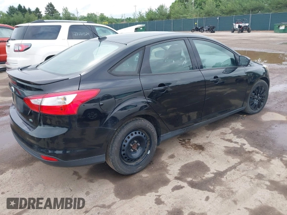 2012 Ford Focus SE with VIN 1FAHP3F22CL249739, listed as a IAAI auction lot 42538870 with 171,975 mi miles and . Bid and sale history available at DreamBid. Image 4.