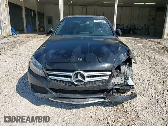 2018 Mercedes-Benz C 300 z VIN 55SWF4JB5JU266535, wystawiony jako Copart lot #61848525 z przebiegiem 121 869 mil mil oraz Szkoda całkowita • Salvage title. Historia ofert i sprzedaży dostępna na DreamBid. Obrazek 14.