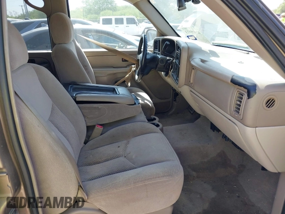 2004 Chevrolet Suburban LT with VIN 1GNEC16Z64J117498, listed as a IAAI auction lot 42005973 with 246,938 mi miles. Bid and sale history available at carsss.com. Image 5.