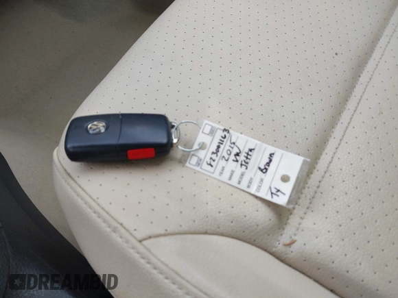 2015 Volkswagen Jetta SE with VIN 3VWD07AJXFM289988, listed as a IAAI auction lot 42322842 with 131,998 mi miles and . Bid and sale history available at DreamBid. Image 11.