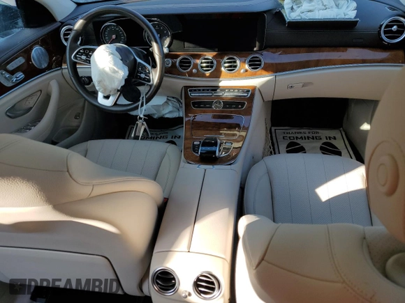 2019 Mercedes-Benz E 450 with VIN WDDZH6JB3KA623019, listed as a Copart auction lot 87320564 with 17,763 mi miles and Non Repairable. Bid and sale history available at DreamBid. Image 8.