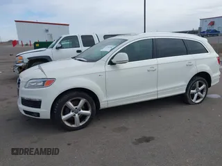 2008 Audi Q7 4.2L Premium with VIN WA1EV74L28D067833, listed as a IAAI auction lot 41541882 with 1 mi miles. Bid and sale history available at carsss.com. Image 2.
