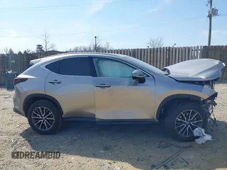 2025 Lexus NX with VIN 2T2GGCEZ0SC073778, listed as a IAAI auction lot 41722618 with 2,929 mi miles. Bid and sale history available at carsss.com. Image 13.