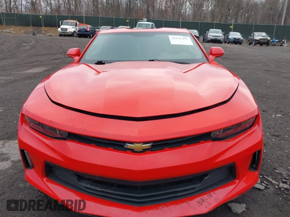 2017 Chevrolet Camaro 1LT z VIN 1G1FA1RX2H0119847, wystawiony jako IAAI lot #41936497 z przebiegiem 125 711 mil mil oraz . Historia ofert i sprzedaży dostępna na DreamBid. Obrazek 6.