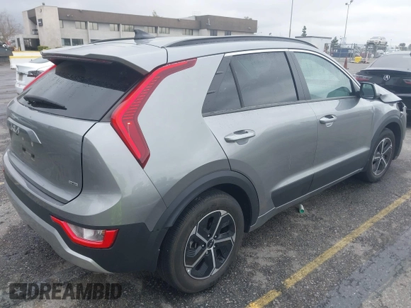 2023 Kia Niro LX with VIN KNDCP3LE5P5090549, listed as a IAAI auction lot 41874882 with 25,894 mi miles. Bid and sale history available at carsss.com. Image 4.