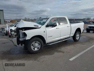 2022 Ram 2500 Big Horn with VIN 3C6UR5DL0NG103812, listed as a IAAI auction lot 41497556 with 110,303 mi miles and . Bid and sale history available at DreamBid. Image 20.