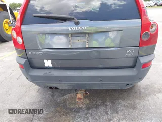 2005 Volvo XC90 with VIN YV1CZ852651195545, listed as a IAAI auction lot 42149291 with 210,081 mi miles. Bid and sale history available at carsss.com. Image 6.