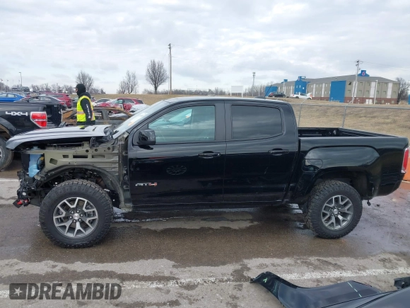 2022 GMC Canyon 4WD AT4 with VIN 1GTG6FEN0N1249453, listed as a IAAI auction lot 41513689 with 44,285 mi miles and . Bid and sale history available at carsss.com. Image 15.