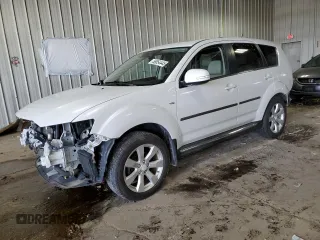 2011 Mitsubishi Outlander XLS z VIN JA4JS4AX8BU033738, wystawiony jako Copart lot #58654445 z przebiegiem 68 464 mil mil oraz Czysty tytuł • Clean title. Historia ofert i sprzedaży dostępna na DreamBid. Obrazek 1.