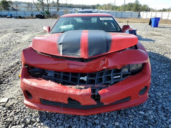 2010 Chevrolet Camaro 2SS with VIN 2G1FT1EW4A9182659, listed as a Copart auction lot 45244465 with 40,583 mi miles and Salvage Title. Bid and sale history available at carsss.com. Image 5.