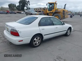 1997 Honda Accord EX with VIN 1HGCD5656VA053015, listed as a IAAI auction lot 41910174 with 167,363 mi miles and . Bid and sale history available at DreamBid. Image 4.