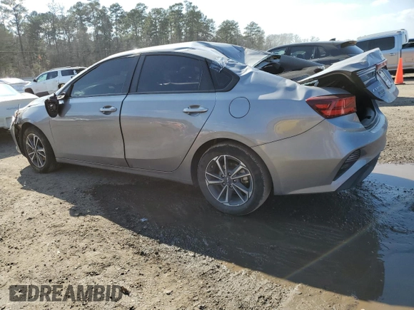 2023 Kia Forte LXS with VIN 3KPF24AD8PE622862, listed as a Copart auction lot 44233675 with 33,719 mi miles and Salvage Title. Bid and sale history available at carsss.com. Image 2.
