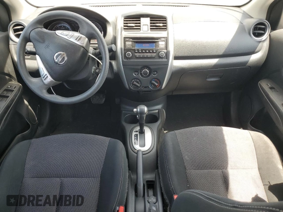 2016 Nissan Versa SV z VIN 3N1CN7AP1GL871542, wystawiony jako Copart lot #59985745 z przebiegiem 70 484 mil mil oraz Czysty tytuł • Clean title. Historia ofert i sprzedaży dostępna na DreamBid. Obrazek 8.