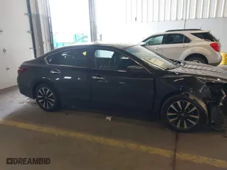 2018 Nissan Altima 2.5 SV with VIN 1N4AL3AP4JC235970, listed as a IAAI auction lot 41636924 with 78,585 mi miles. Bid and sale history available at carsss.com. Image 13.