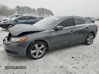 2013 Acura ILX Premium Pkg with VIN 19VDE1F51DE002275, listed as a Copart auction lot 41733675 with 186,136 mi miles and Salvage Title. Bid and sale history available at carsss.com. Image 1.