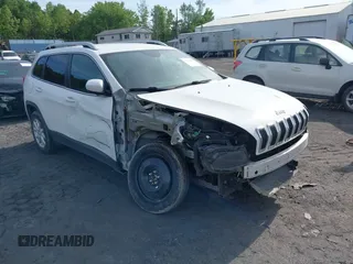 2016 Jeep Cherokee Latitude z VIN 1C4PJMCB1GW156636, wystawiony jako IAAI lot #42329823 z przebiegiem 133 005 mil mil oraz . Historia ofert i sprzedaży dostępna na DreamBid. Obrazek 1.
