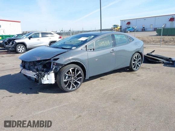 2024 Toyota Prius SE z VIN JTDACACU9R3022803, wystawiony jako IAAI lot #41899408 z przebiegiem 4 374 mil mil oraz . Historia ofert i sprzedaży dostępna na DreamBid. Obrazek 2.