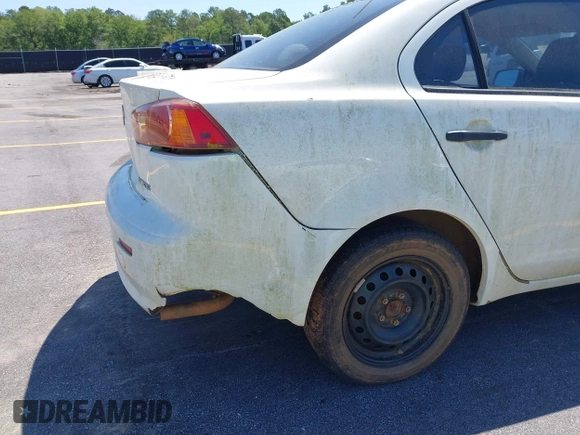2009 Mitsubishi Lancer DE with VIN JA3AU16U29U040688, listed as a IAAI auction lot 42116109 with 202,015 mi miles. Bid and sale history available at carsss.com. Image 13.