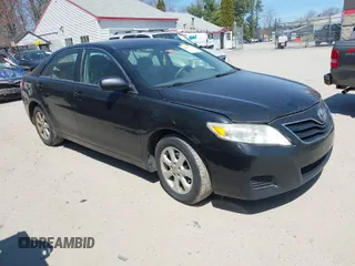2011 Toyota Camry LE with VIN 4T4BF3EK2BR113027, listed as a IAAI auction lot 42076724 with 208,064 mi miles. Bid and sale history available at carsss.com. Image 1.