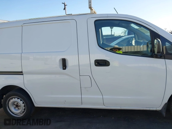 2018 Nissan NV200 S with VIN 3N6CM0KN9JK704330, listed as a IAAI auction lot 41398802 with 158,999 mi miles and . Bid and sale history available at DreamBid. Image 13.